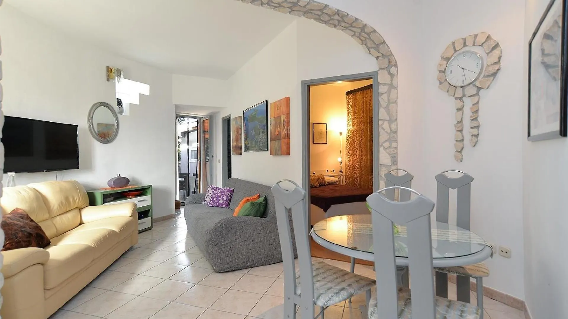 Ferienwohnung Fuer 5 Personen Ca 45 Qm In Pomer, Istrien Istrische Riviera クロアチア